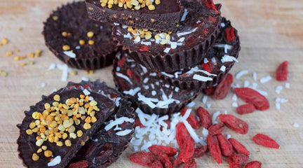 Goji Berry & Bee Pollen Chocolate Cups